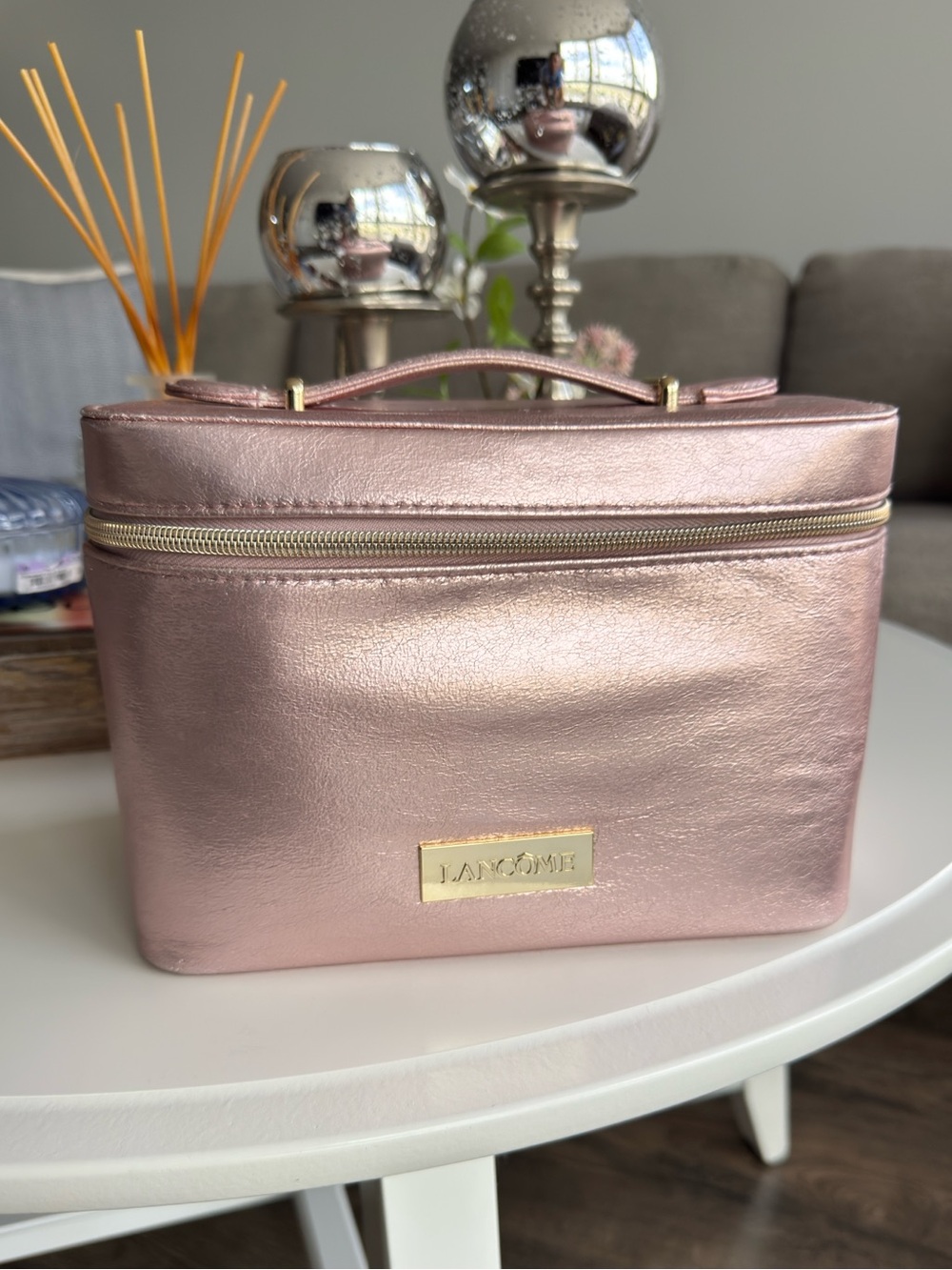 Metallic  Lancôme Pink Travel Cosmetic Case